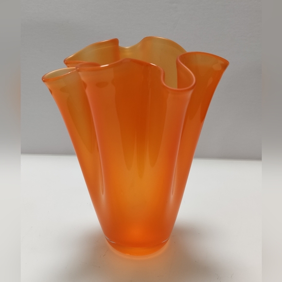 Vintage Orange Handkerchief Vase Mid century Handblown Art Glass Make Unknown 8